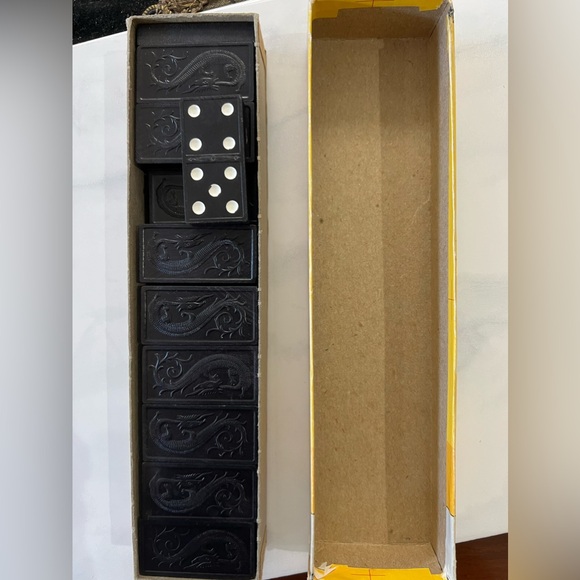 Dominos game Wooden Dragon Double Six box dated 1970 Milton Bradley toys kids - Picture 3 of 10